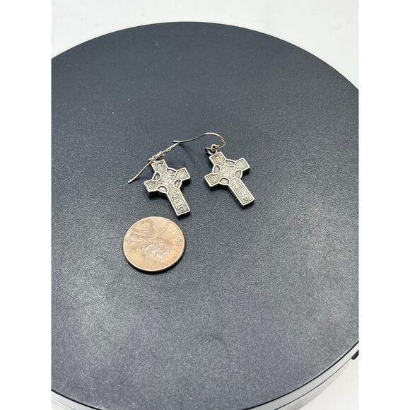 Sterling Silver Celtic Cross Center Circle Intricate Interlace‎ Dangle Earrings - Picture 2 of 6